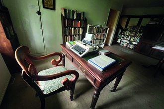 Bottengoms, Ronald Blythe's writing desk